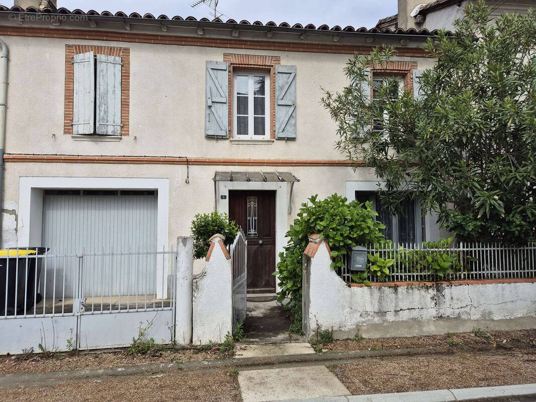 Maison à SAINT-SULPICE