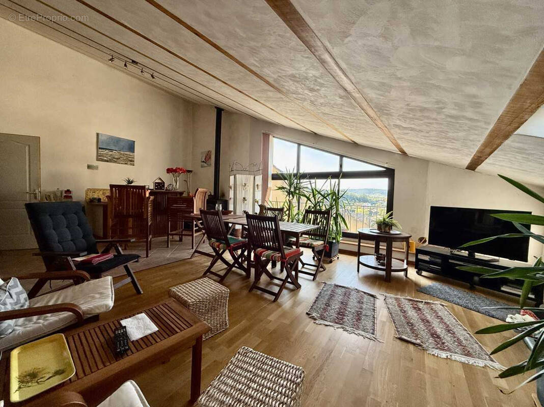 Maison à MIRABEL-AUX-BARONNIES