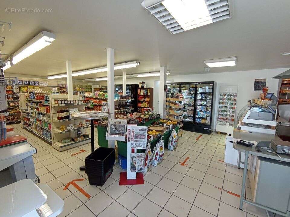 Appartement à LE BREUIL