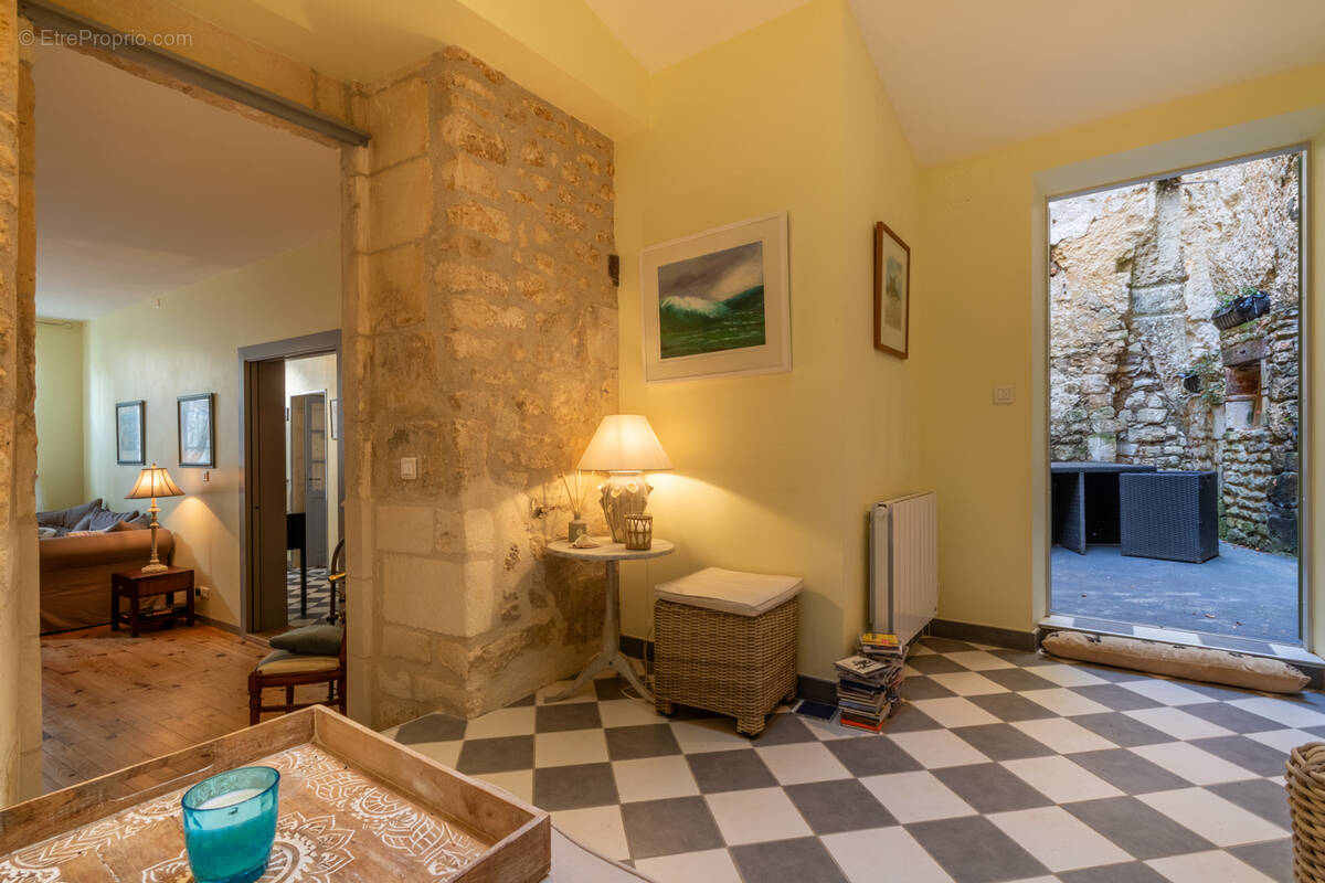 Maison à TAILLEBOURG