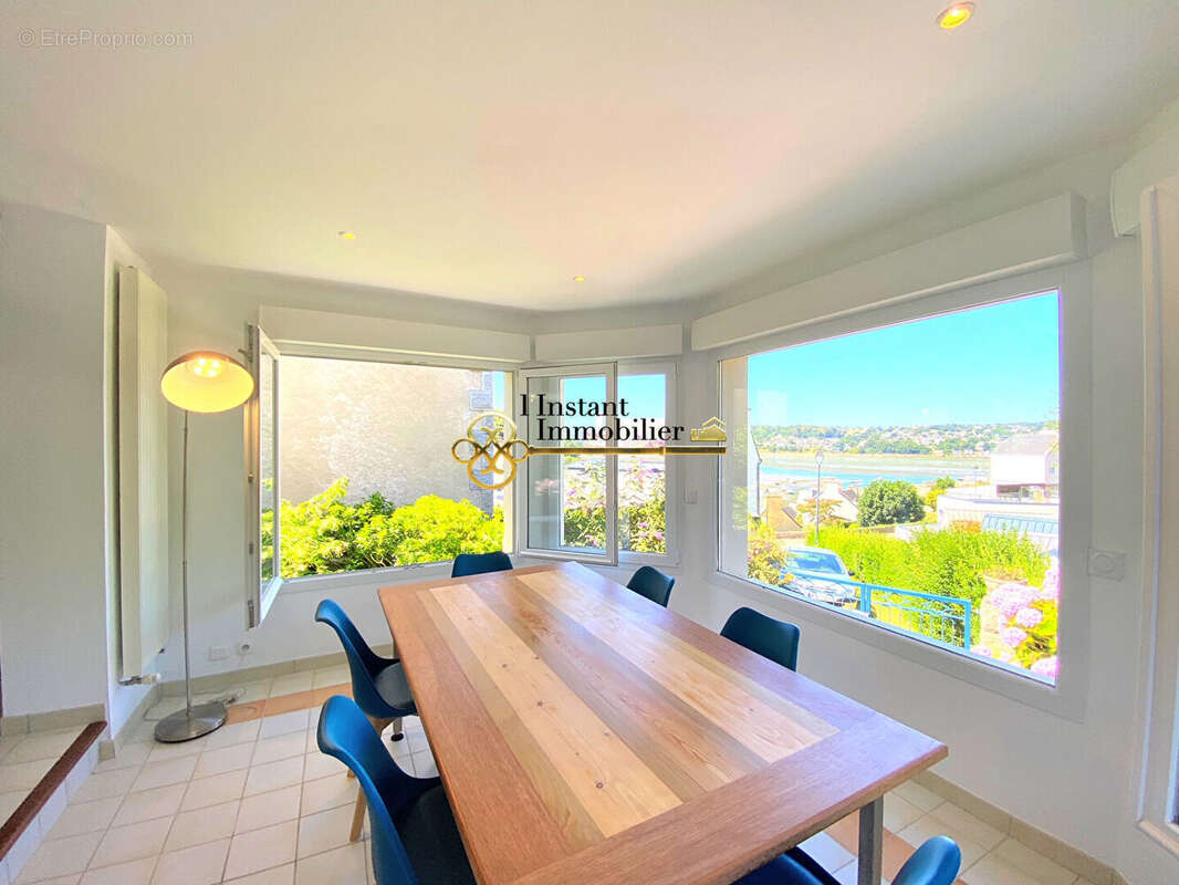 Maison à PLOUEZOC&#039;H