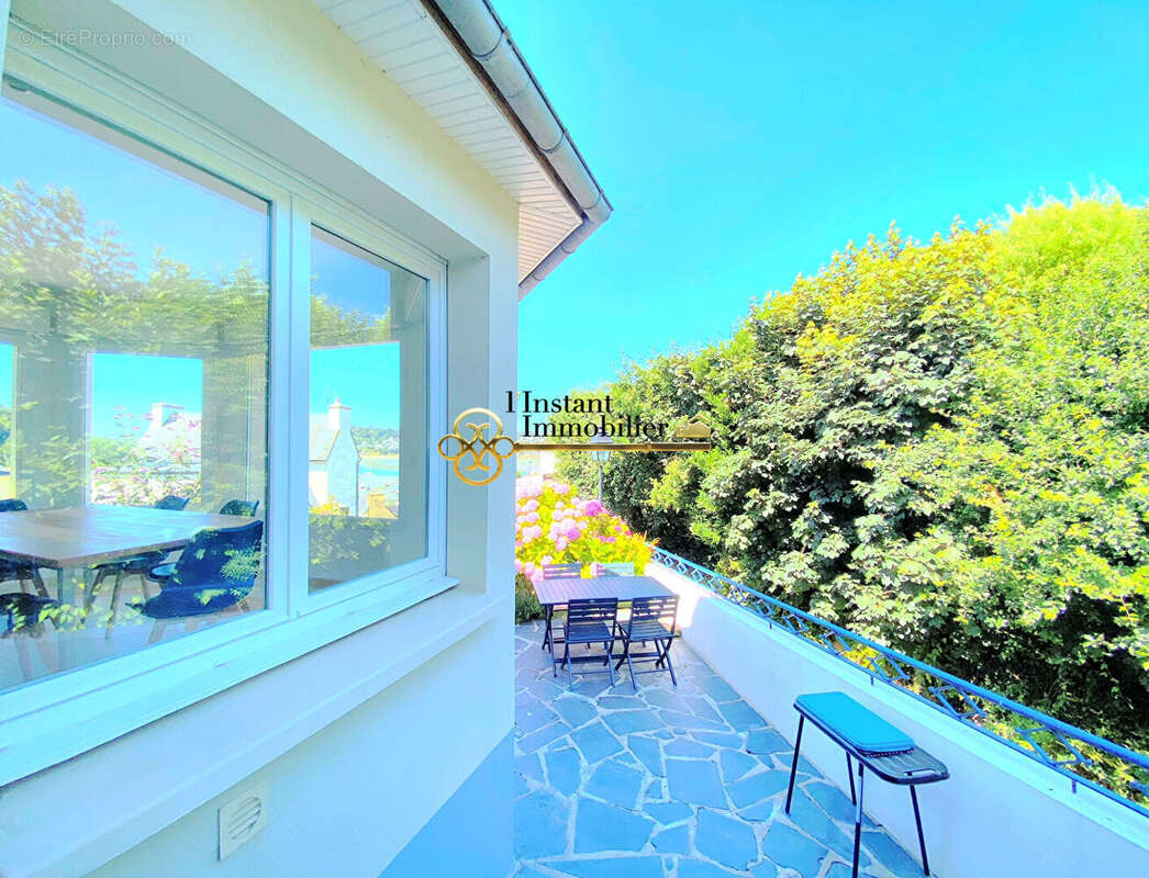 Maison à PLOUEZOC&#039;H