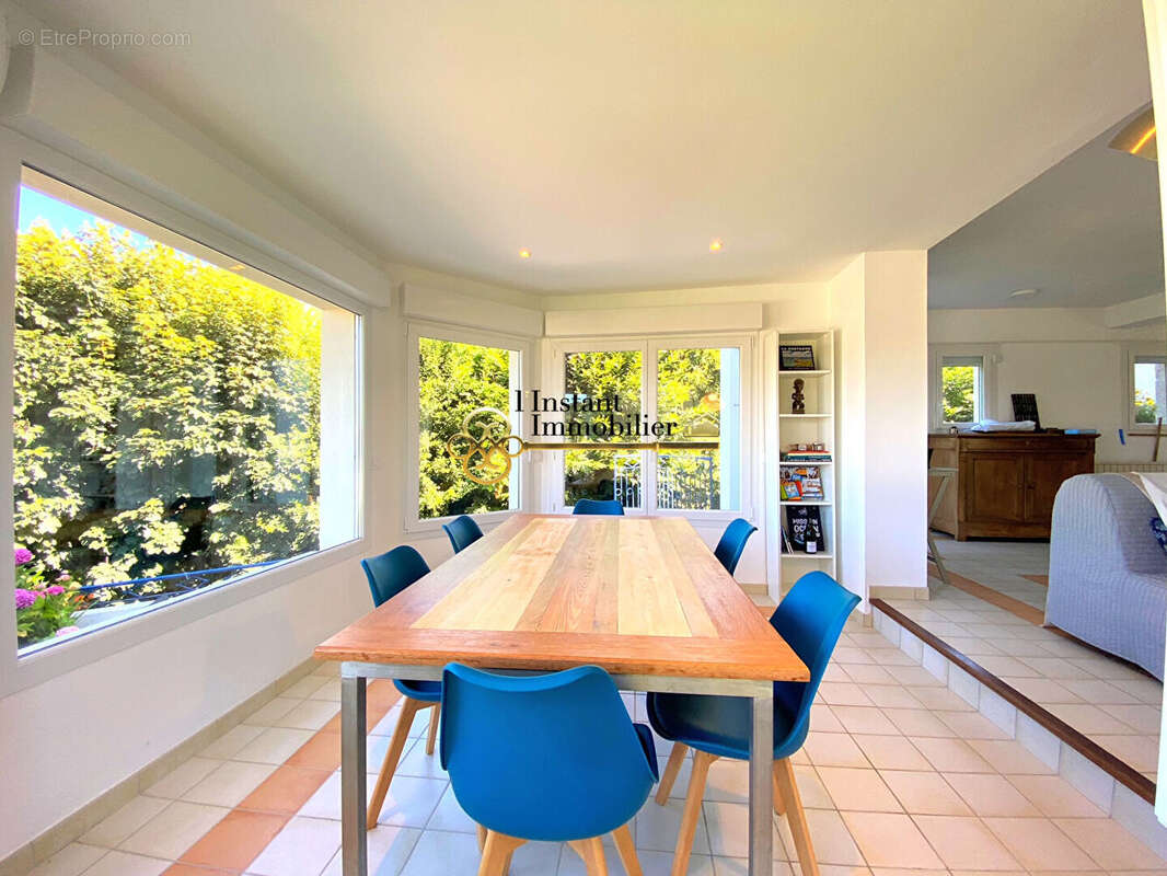 Maison à PLOUEZOC&#039;H