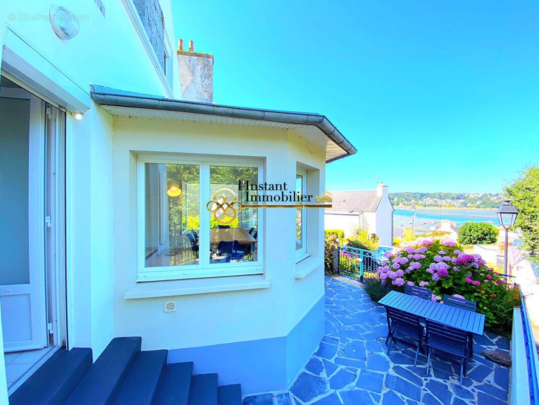 Maison à PLOUEZOC&#039;H