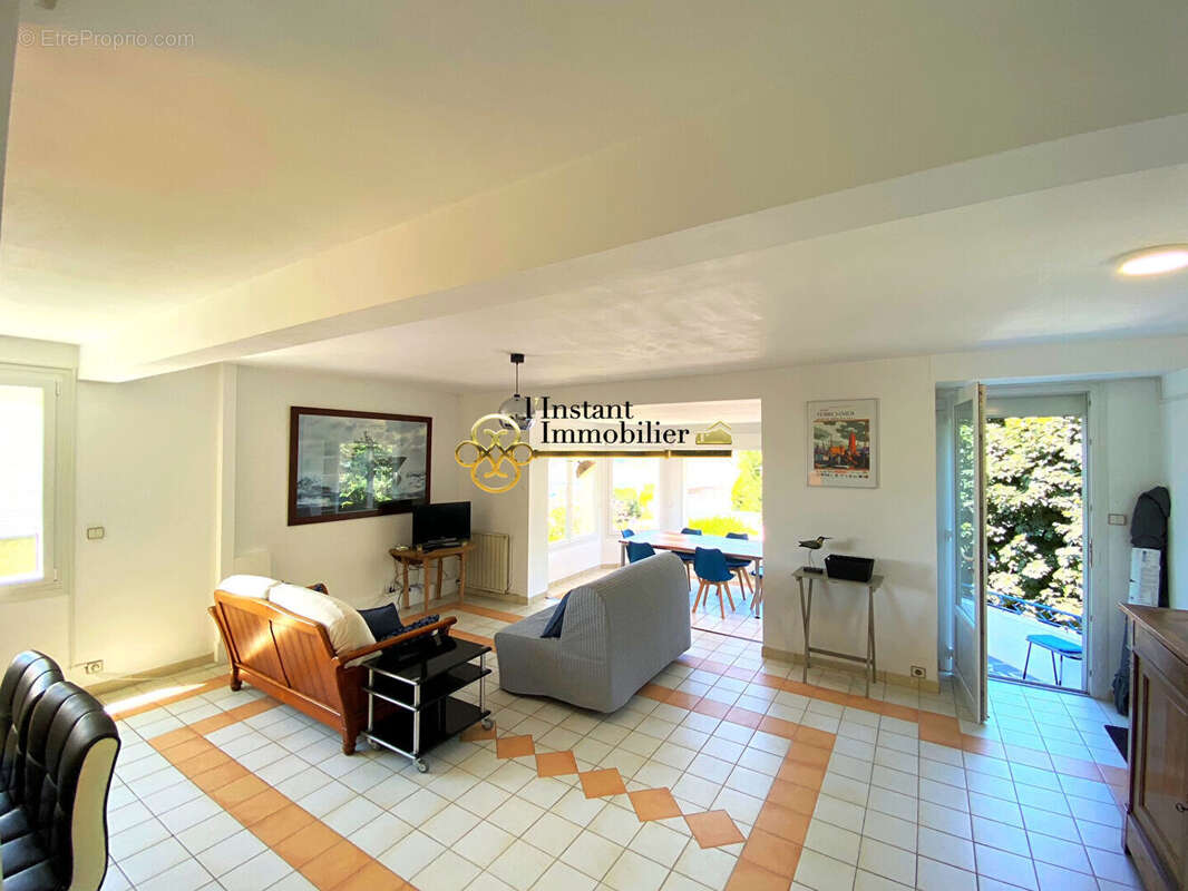 Maison à PLOUEZOC&#039;H