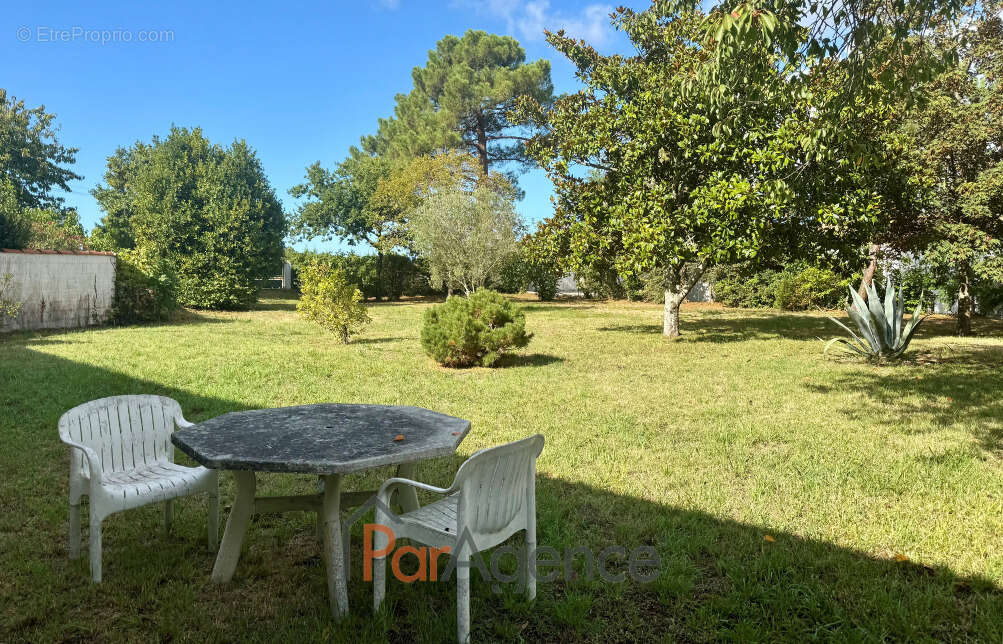 Maison à SAINT-PALAIS-SUR-MER