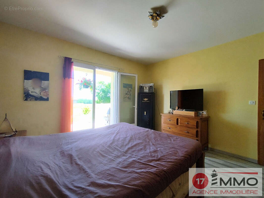 Maison à CHAMPDOLENT