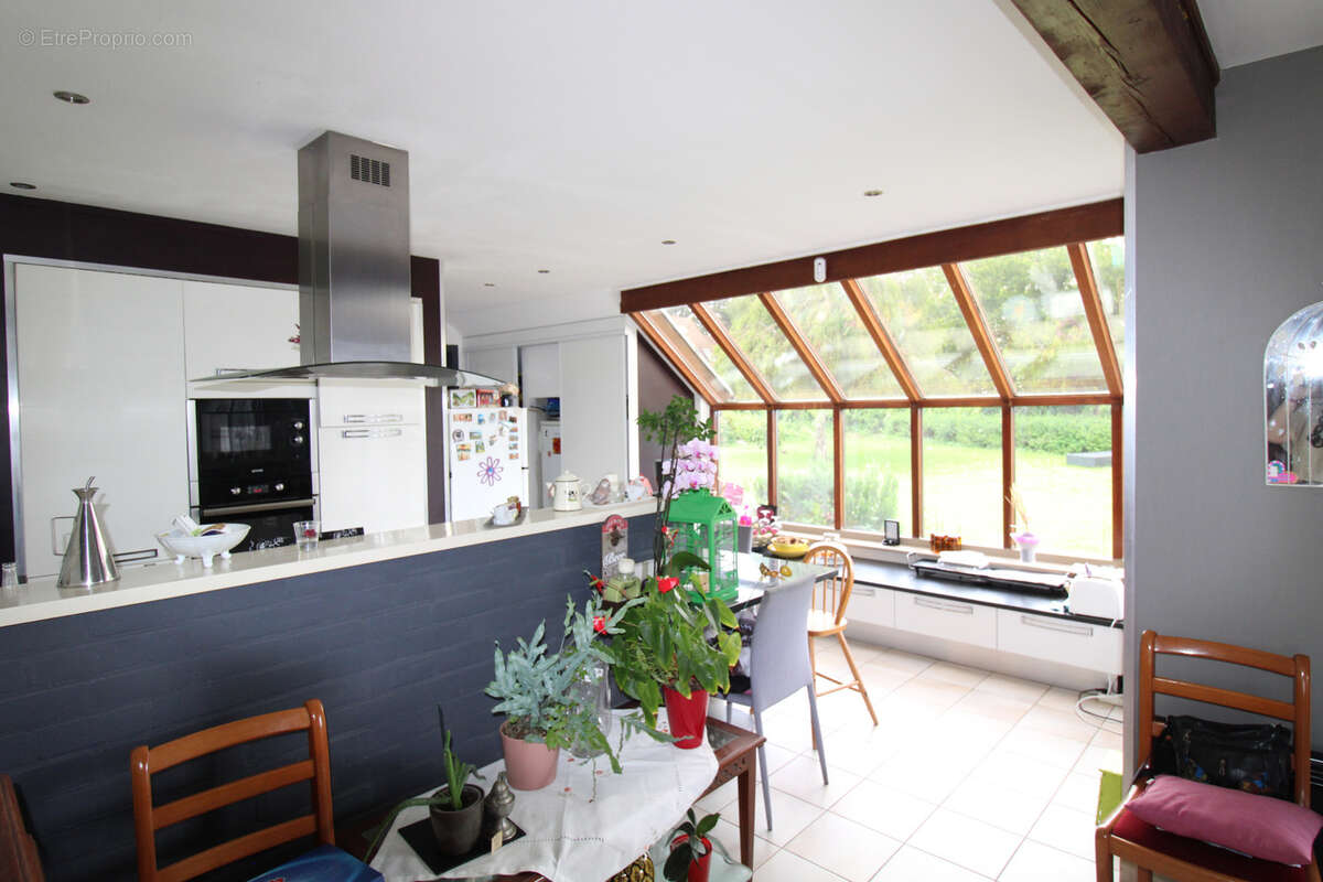 Maison à HOUPLIN-ANCOISNE