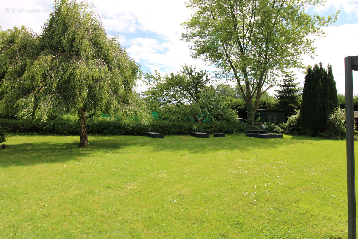 Maison à HOUPLIN-ANCOISNE