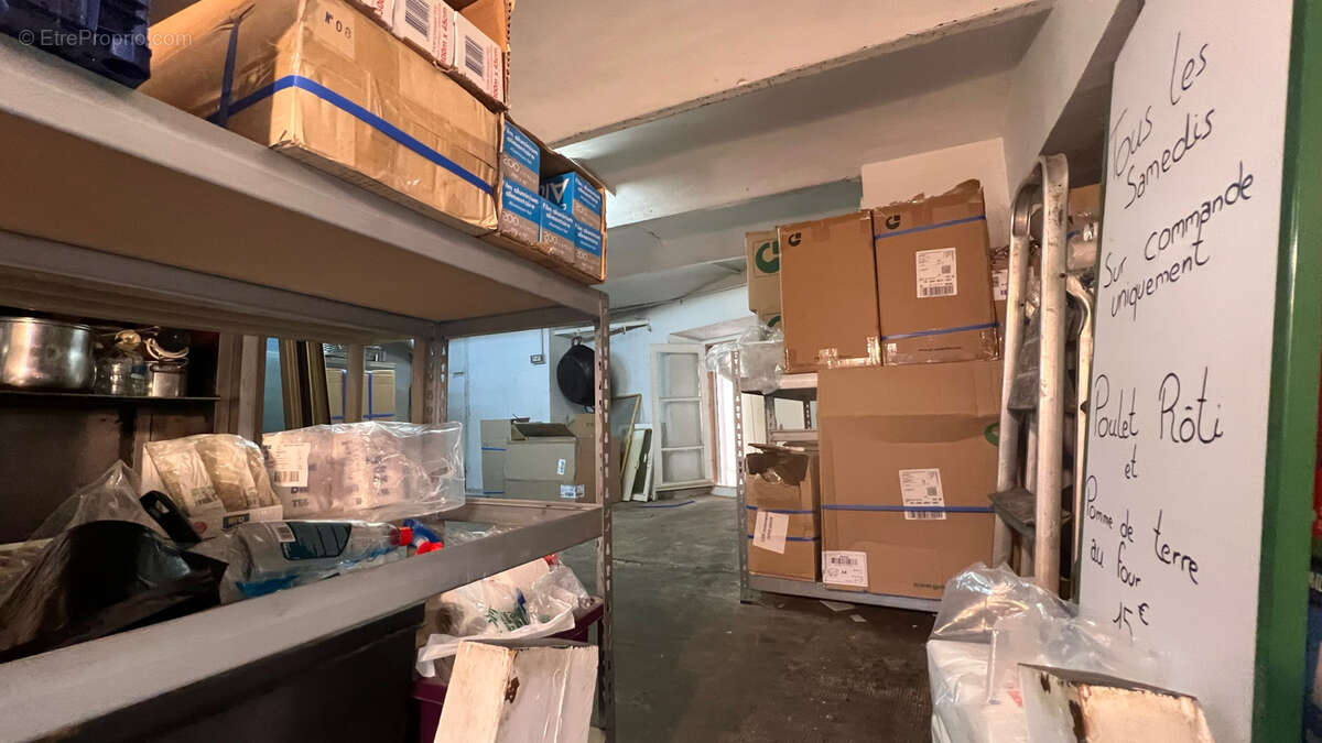 Commerce à LA COLLE-SUR-LOUP