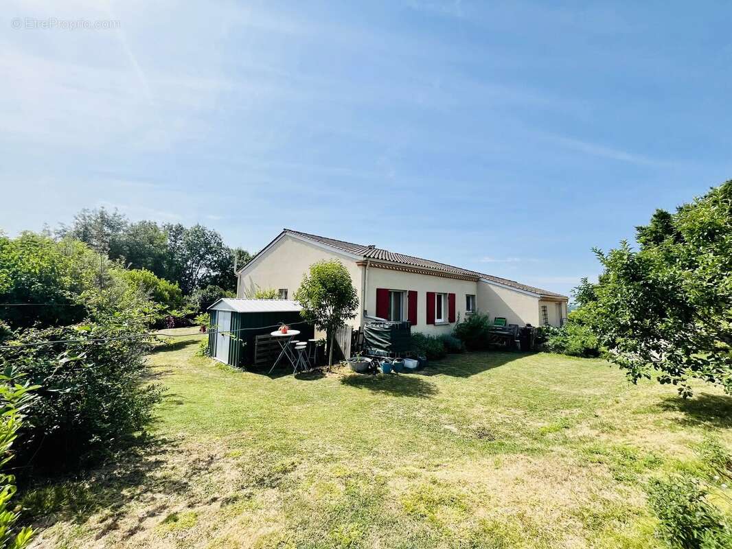 Maison à LALANDUSSE