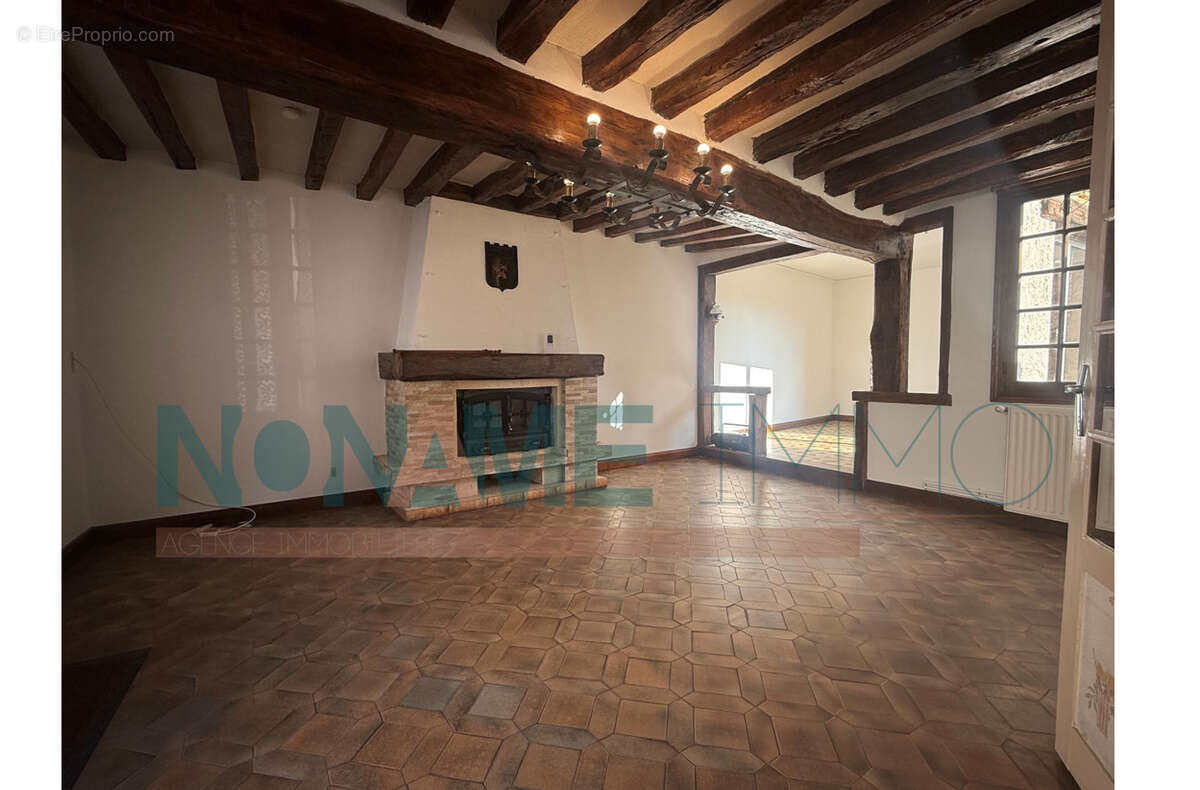 Maison à PACY-SUR-EURE