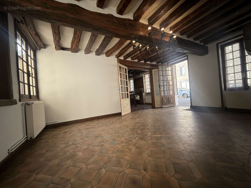 Maison à PACY-SUR-EURE