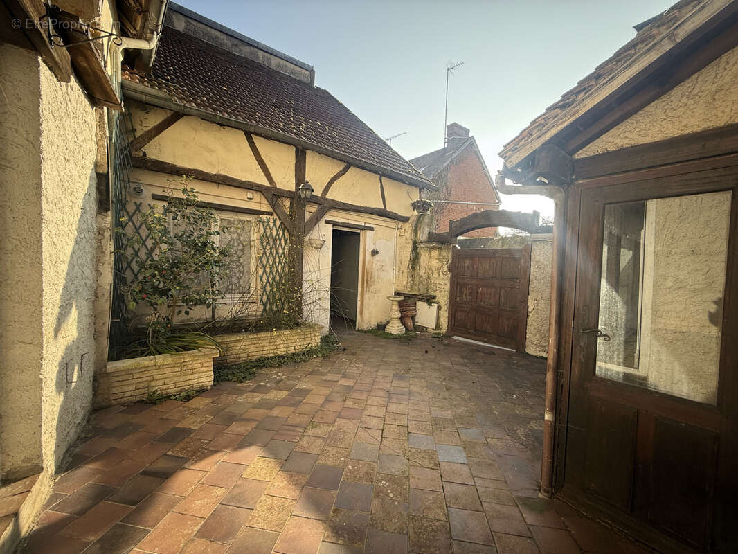 Maison à PACY-SUR-EURE