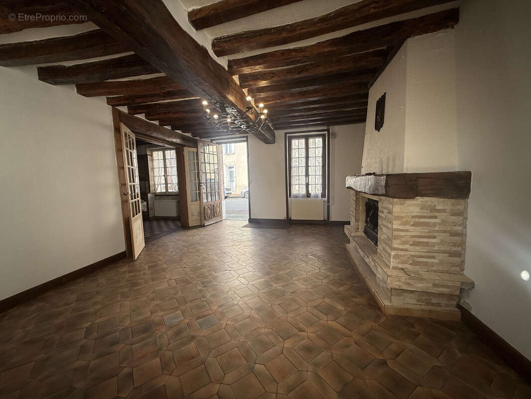 Maison à PACY-SUR-EURE