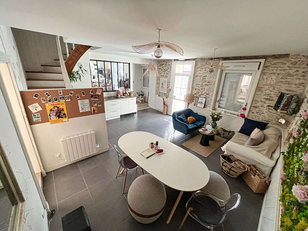 Autre à BASSE-GOULAINE