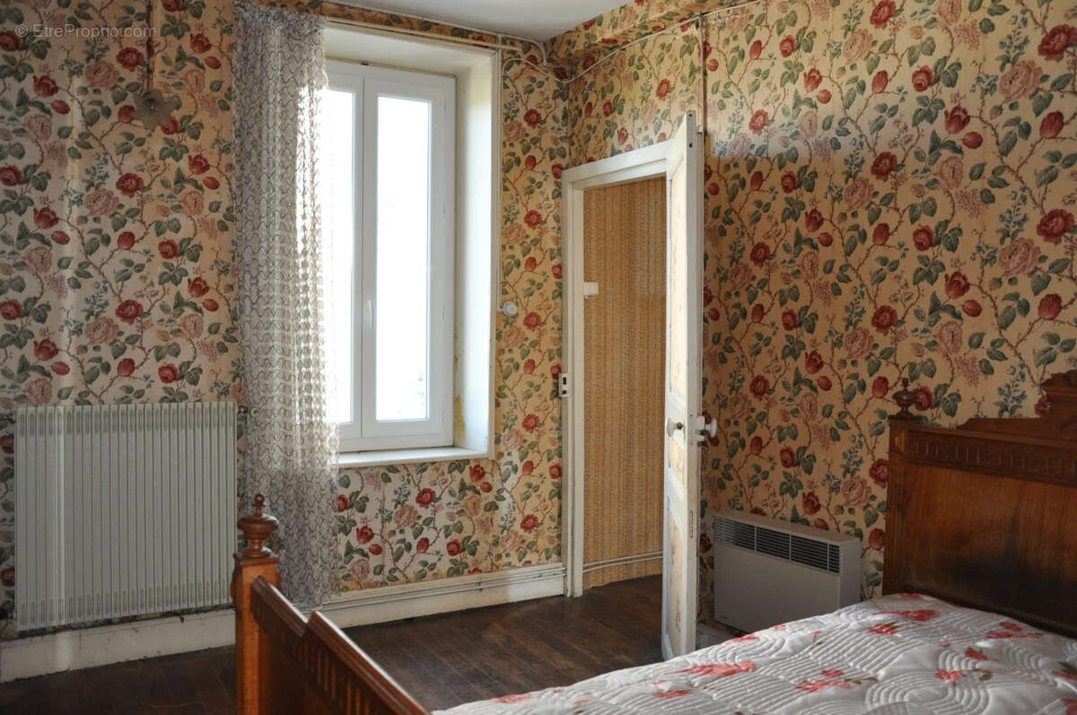 Maison à NIZEROLLES