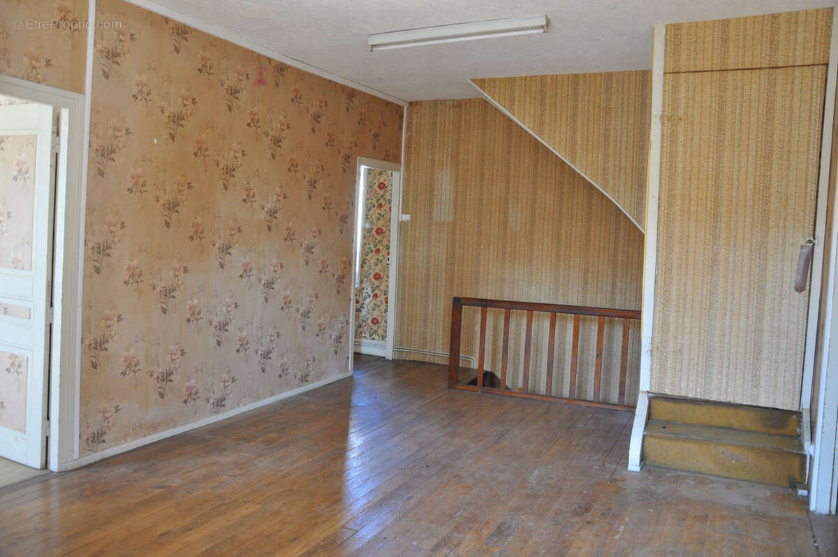 Maison à NIZEROLLES