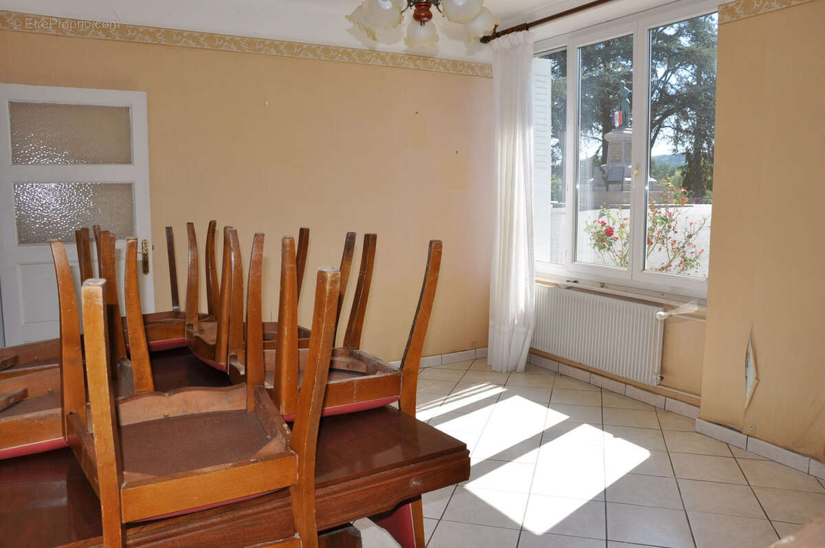 Maison à NIZEROLLES