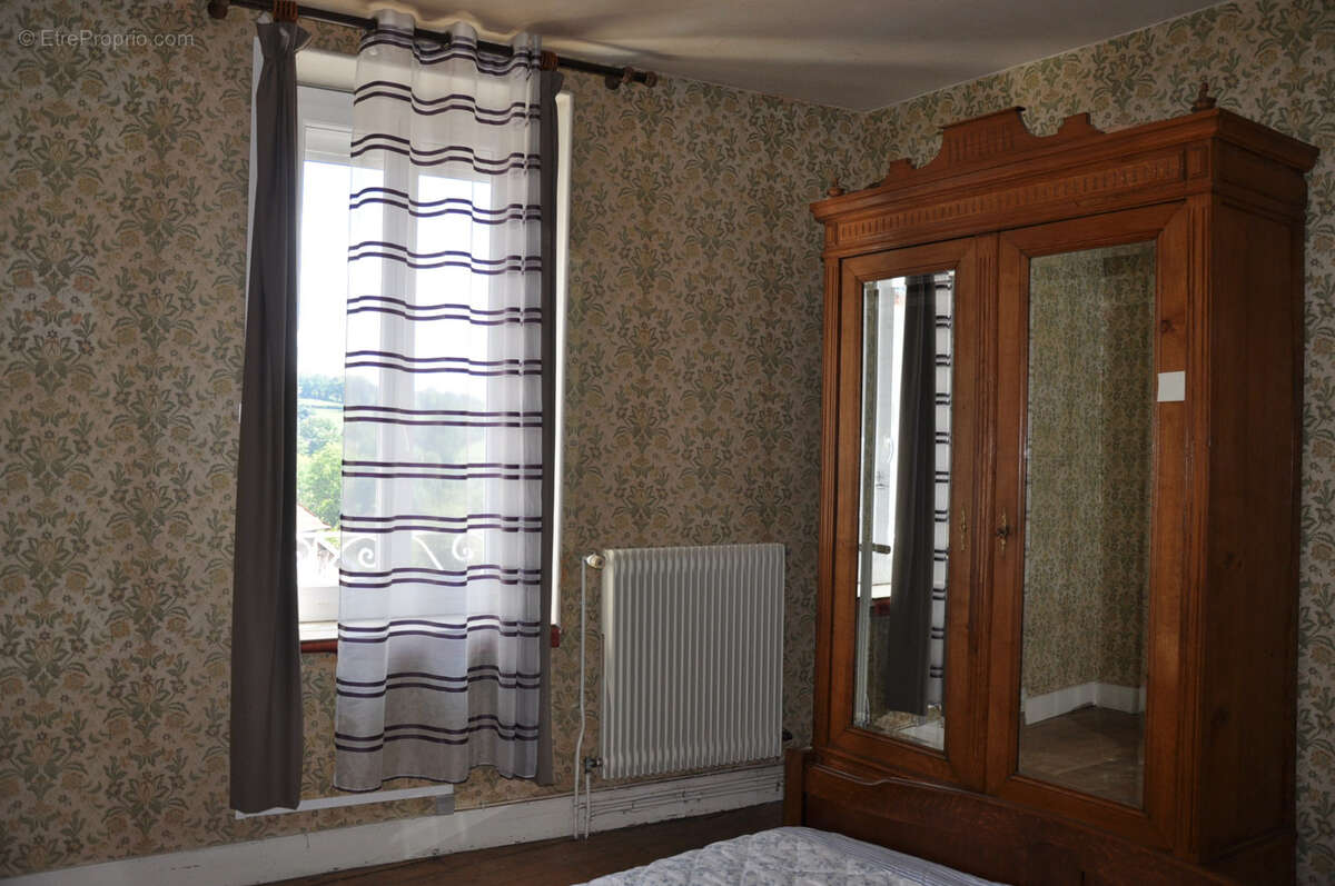 Maison à NIZEROLLES