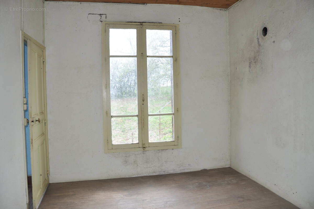 Maison à ANDELAROCHE