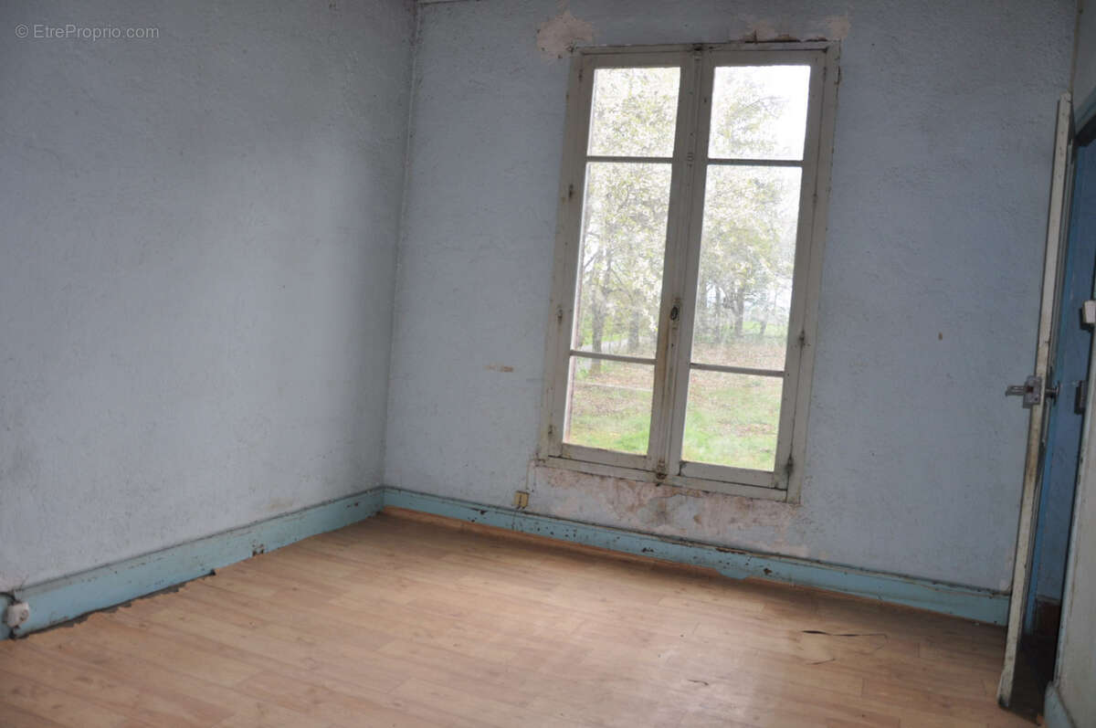 Maison à ANDELAROCHE