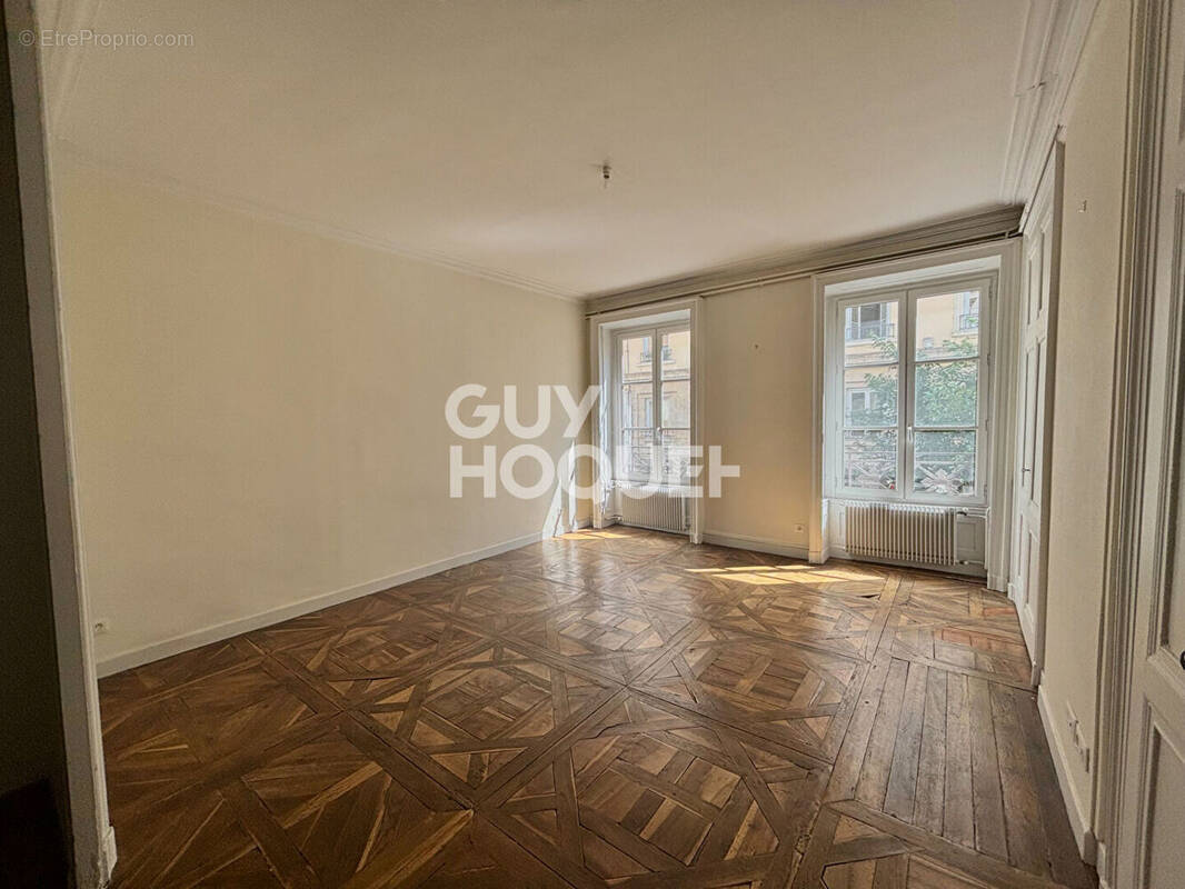 Appartement à LYON-2E