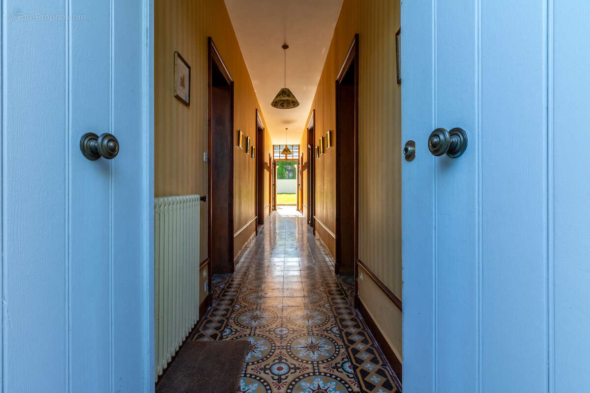 Maison à SAINT-SAVINIEN