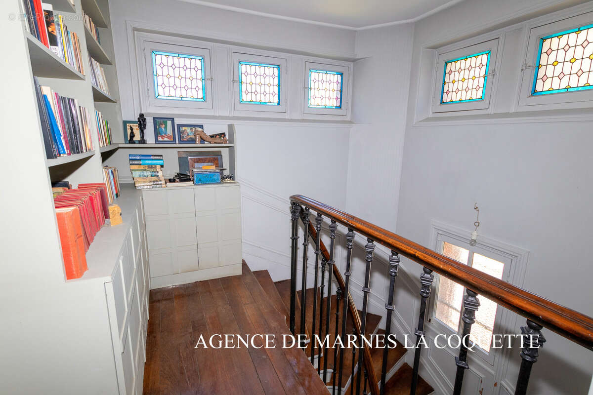 Maison à VILLE-D&#039;AVRAY