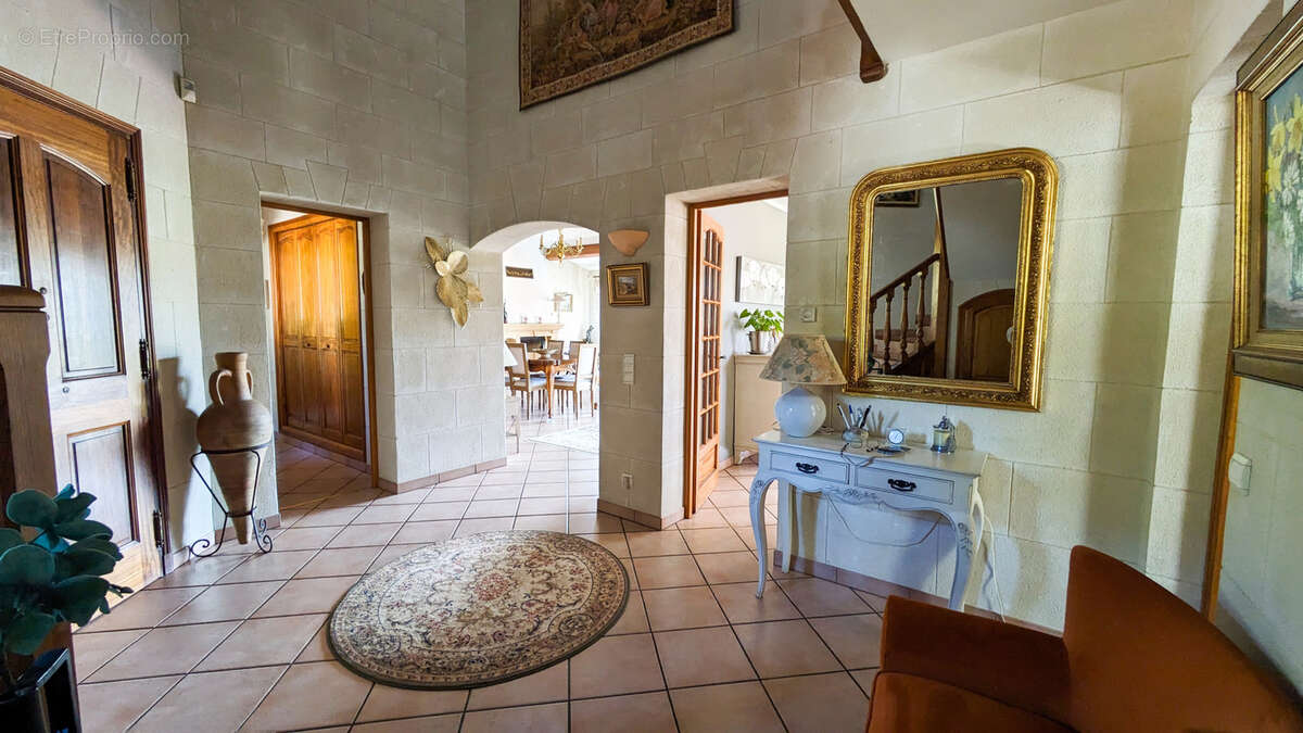 Maison à LE CASTELLET