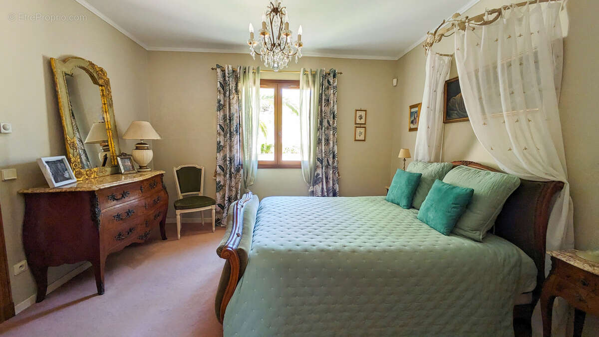 Maison à LE CASTELLET