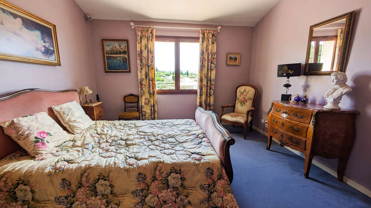 Maison à LE CASTELLET