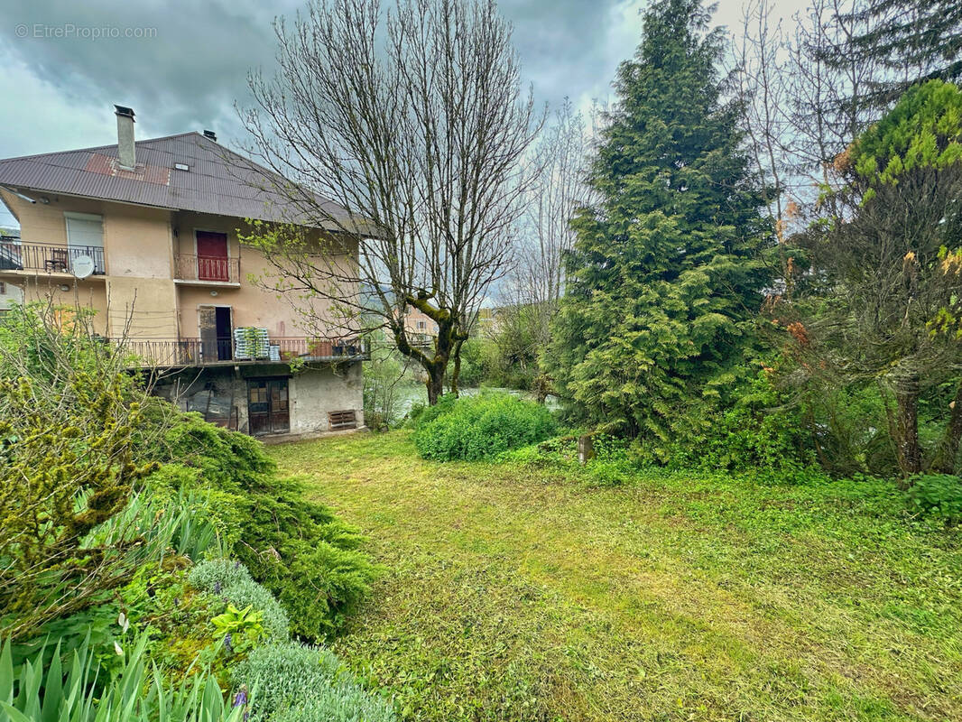 Maison à LESCHERAINES