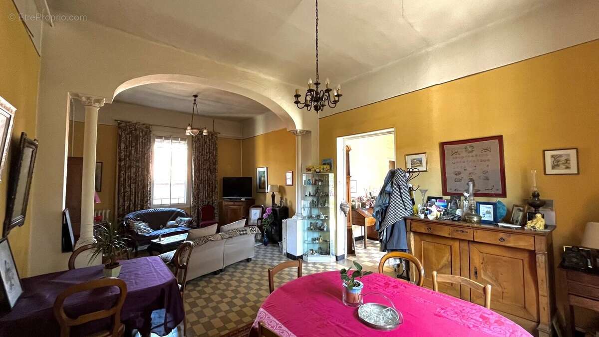 Maison à LA SEYNE-SUR-MER