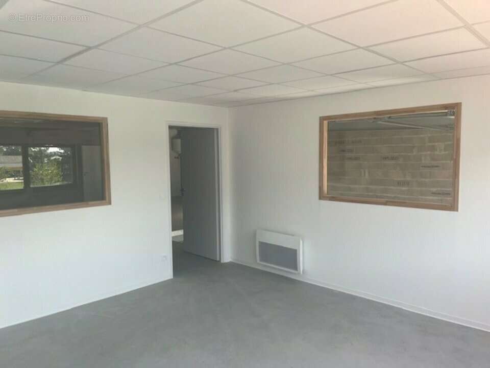 Commerce à CARBON-BLANC