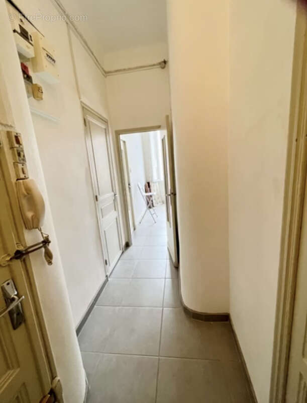 Appartement à MARSEILLE-6E