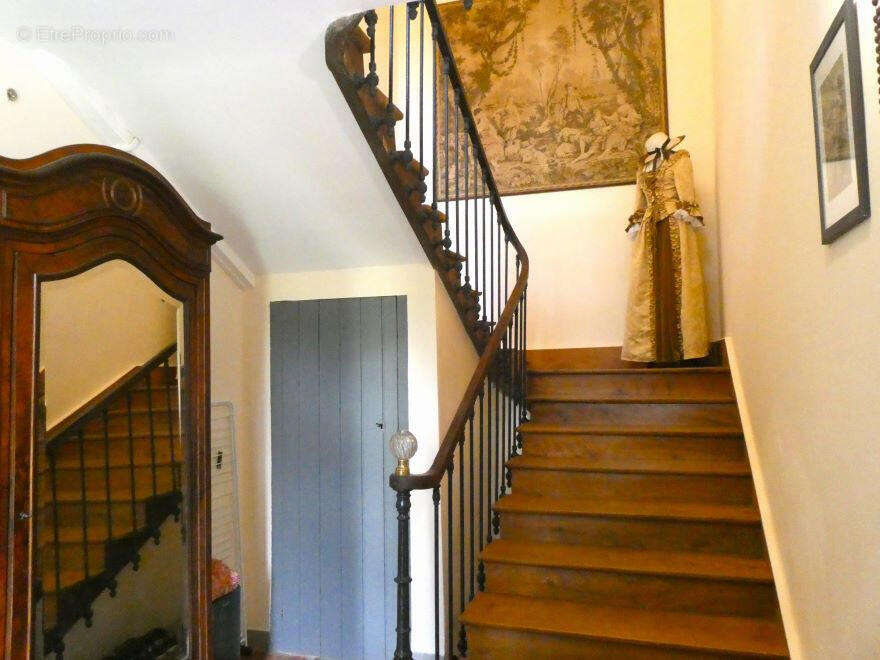 Maison à VIC-FEZENSAC