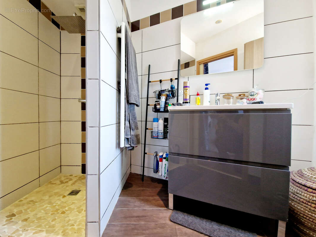 Maison à LA CHAPELLE-SUR-ERDRE