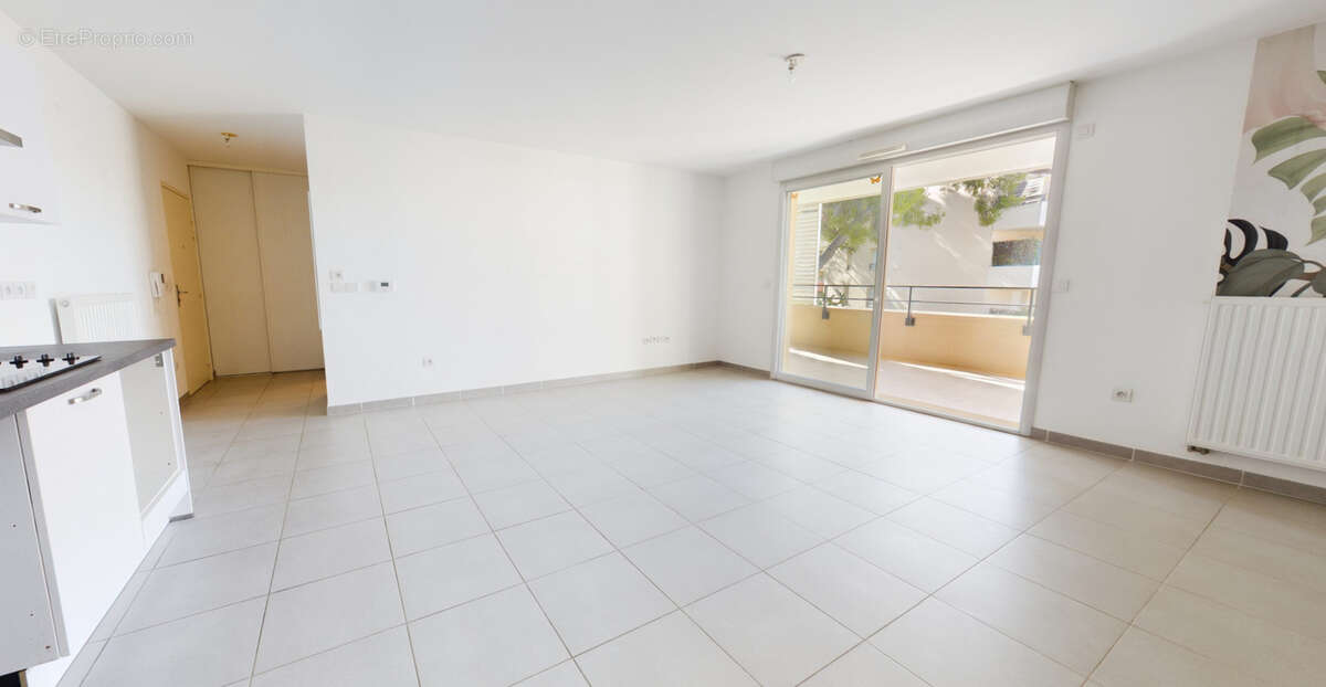 Appartement à HYERES
