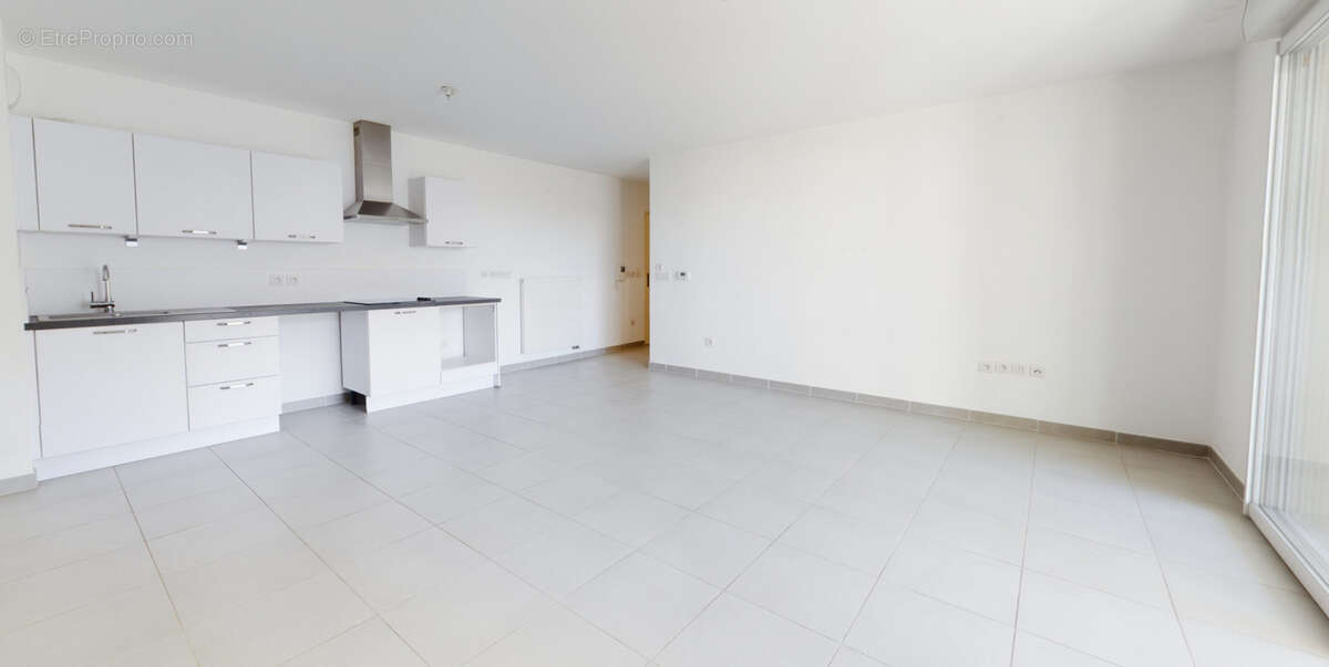 Appartement à HYERES