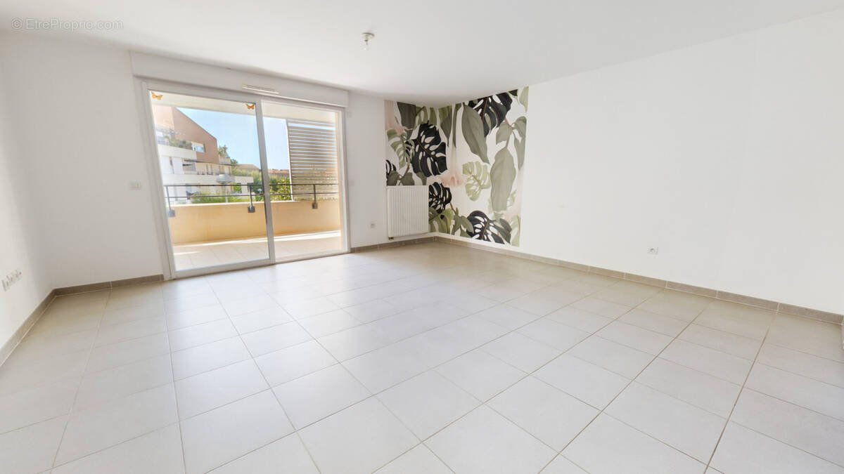 Appartement à HYERES