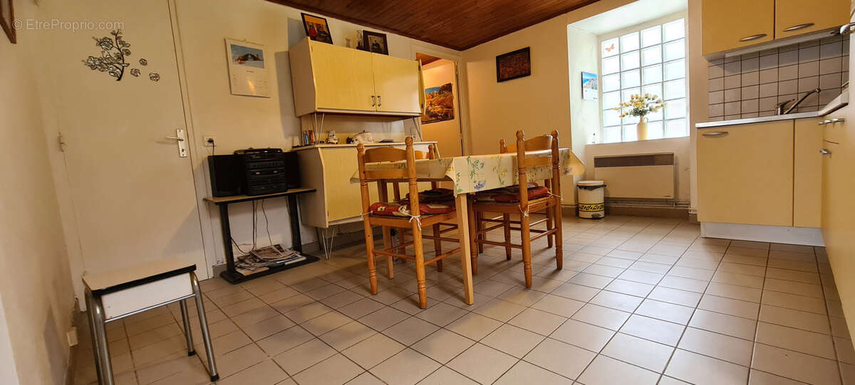 Maison à SAINT-AGREVE