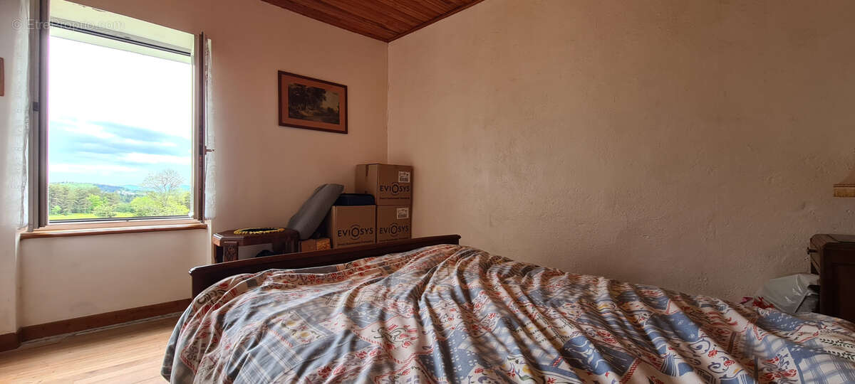 Maison à SAINT-AGREVE