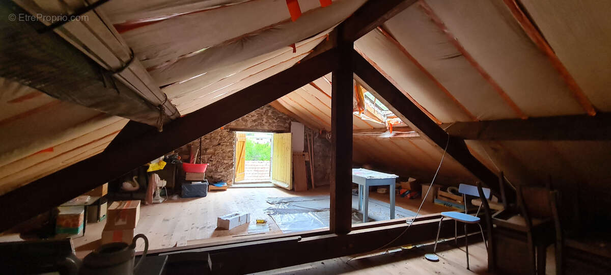 Maison à SAINT-AGREVE