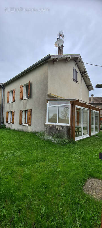 Maison à SAINT-AGREVE