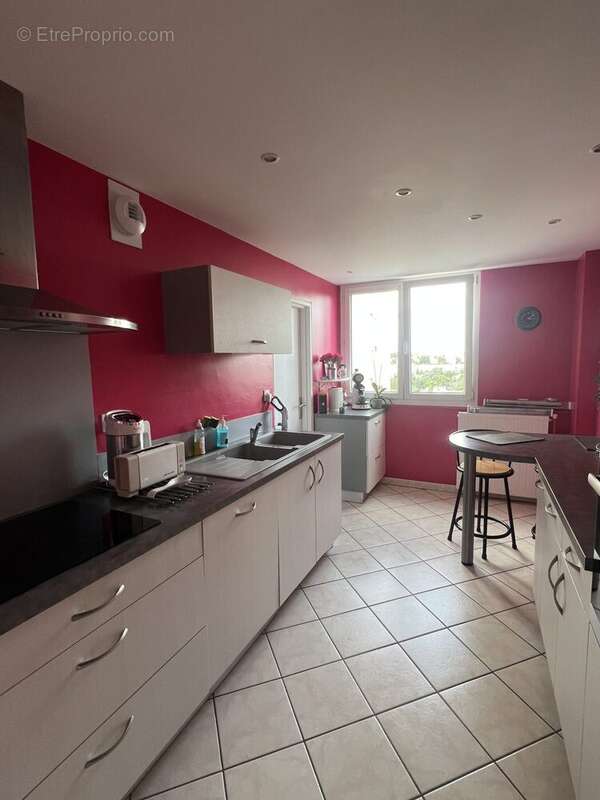 Appartement à SAINT-ETIENNE