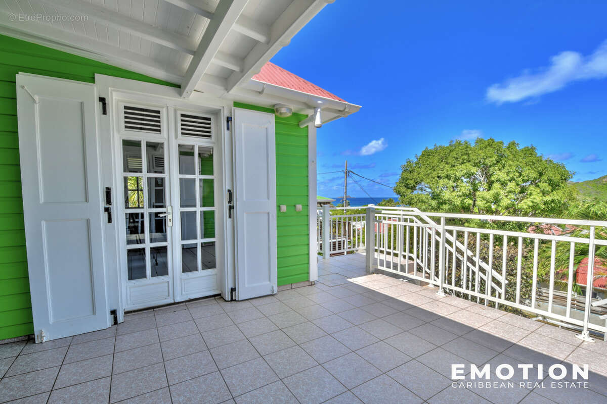 Maison à CAPESTERRE-BELLE-EAU