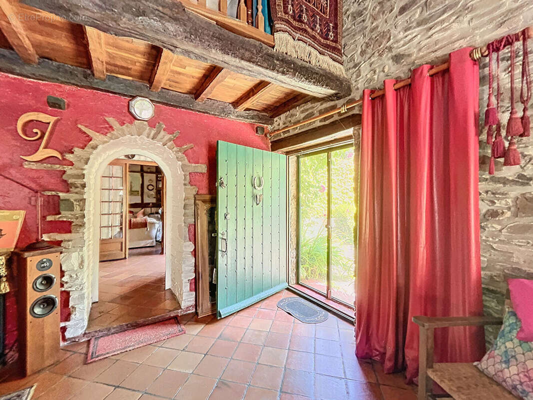 Maison à BAGUER-PICAN