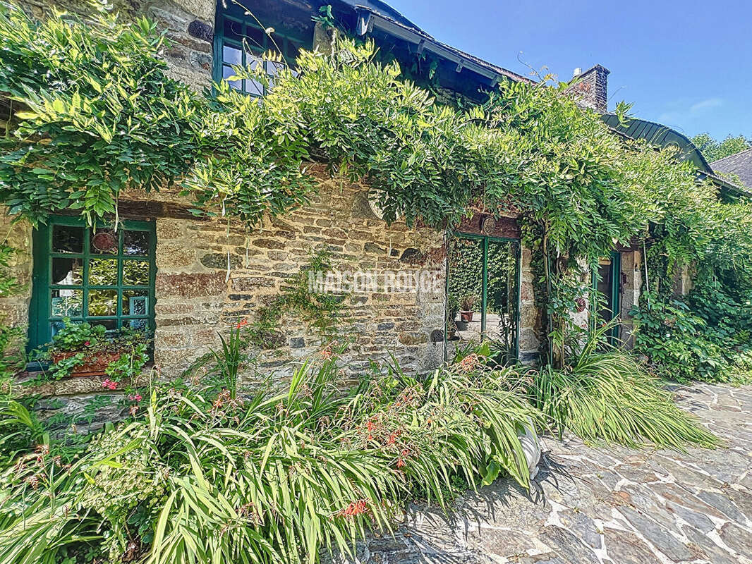 Maison à BAGUER-PICAN