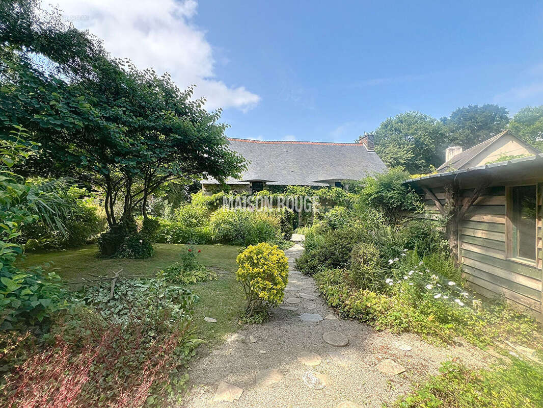 Maison à BAGUER-PICAN